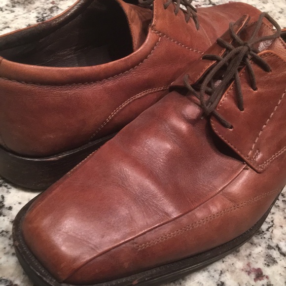 Men’s shoes size 12 brown leather soft - Picture 1 of 4